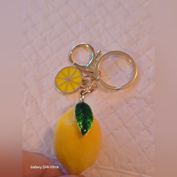 Lemon 🍋 Bag Charm/ Keychain NEW - Picture 4 of 9